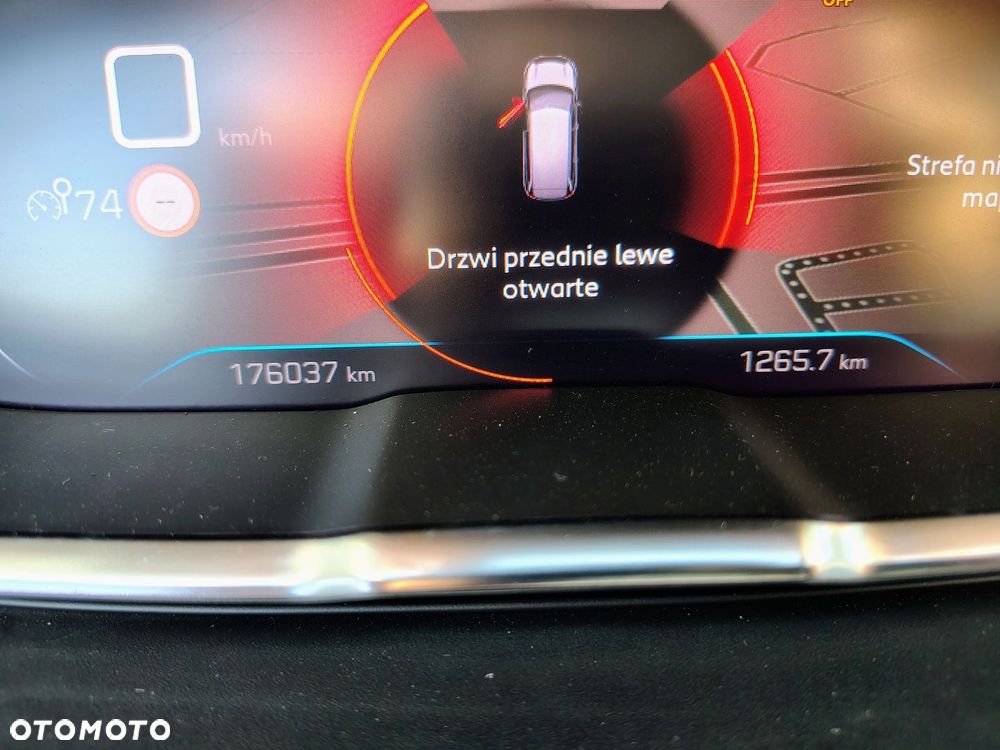 Peugeot 5008 1.5 BlueHDi Allure S&S - 18