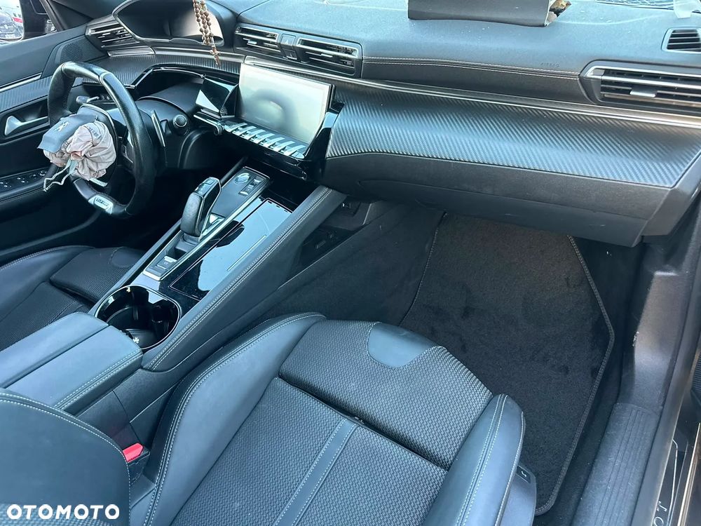 Peugeot 508 225 e-EAT8 GT - 12