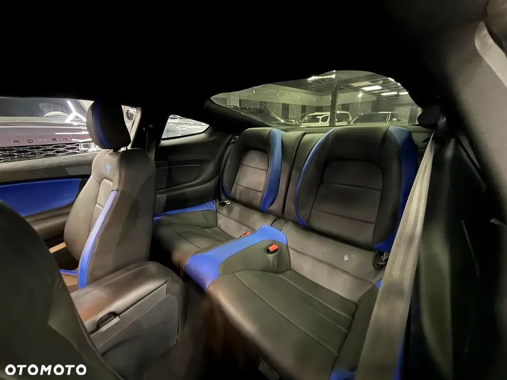 Ford Mustang - 14