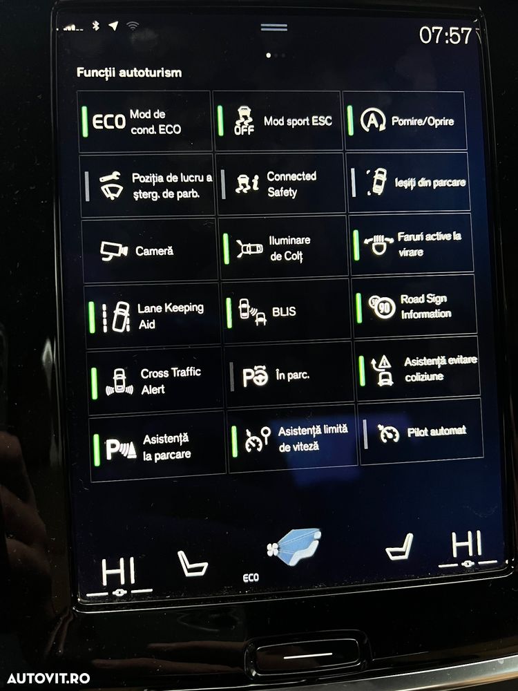 Volvo S90 D4 Geartronic Momentum Pro - 24