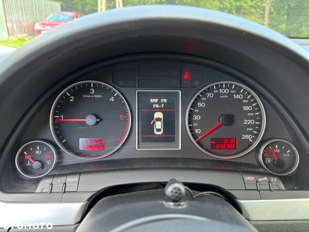 Audi A4 Avant 1.9 TDI - 26