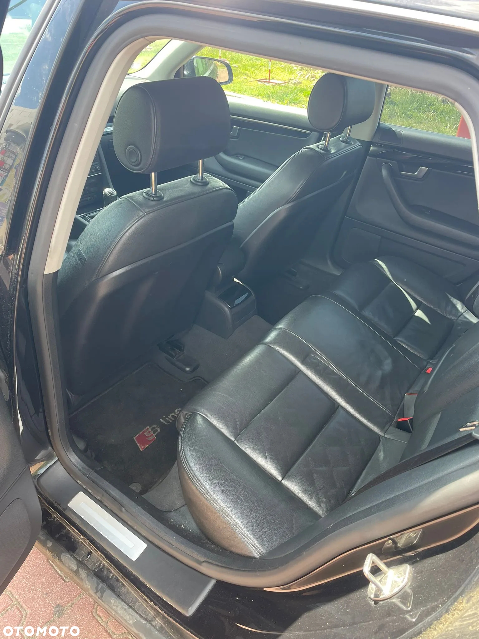 Audi A4 Avant 2.0T FSI - 16
