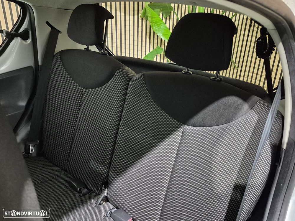 Toyota Aygo 1.0 Plus Sport Pack MM - 16