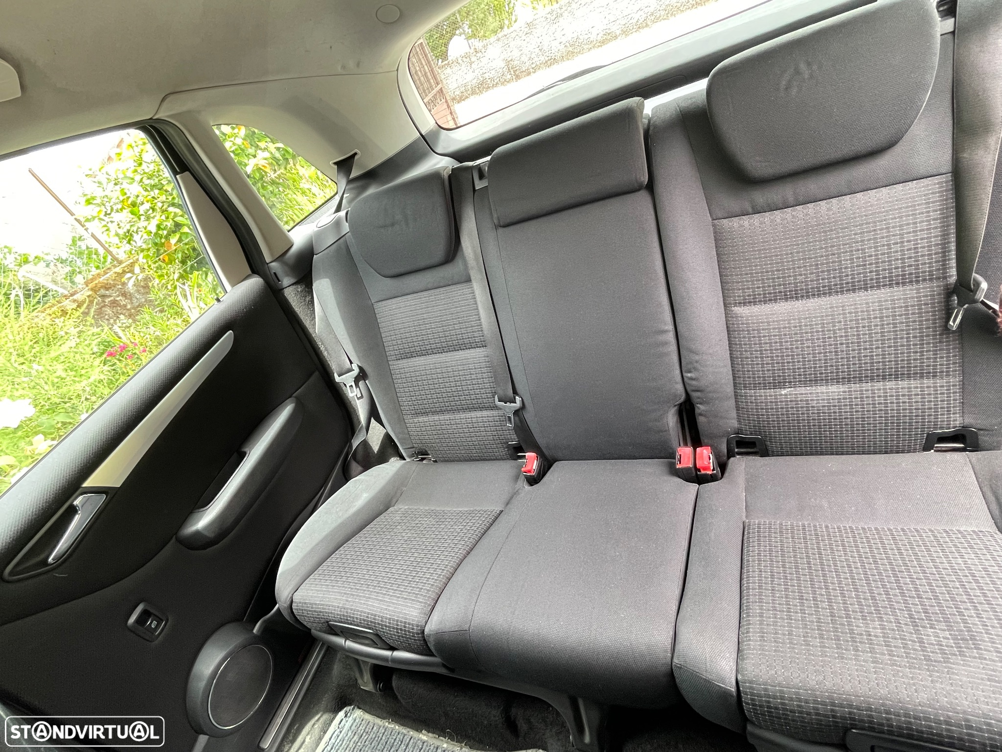 Mercedes-Benz B 180 CDi - 18