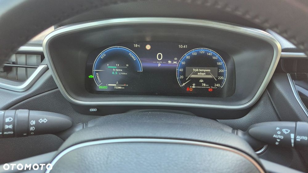 Toyota Corolla Cross - 15