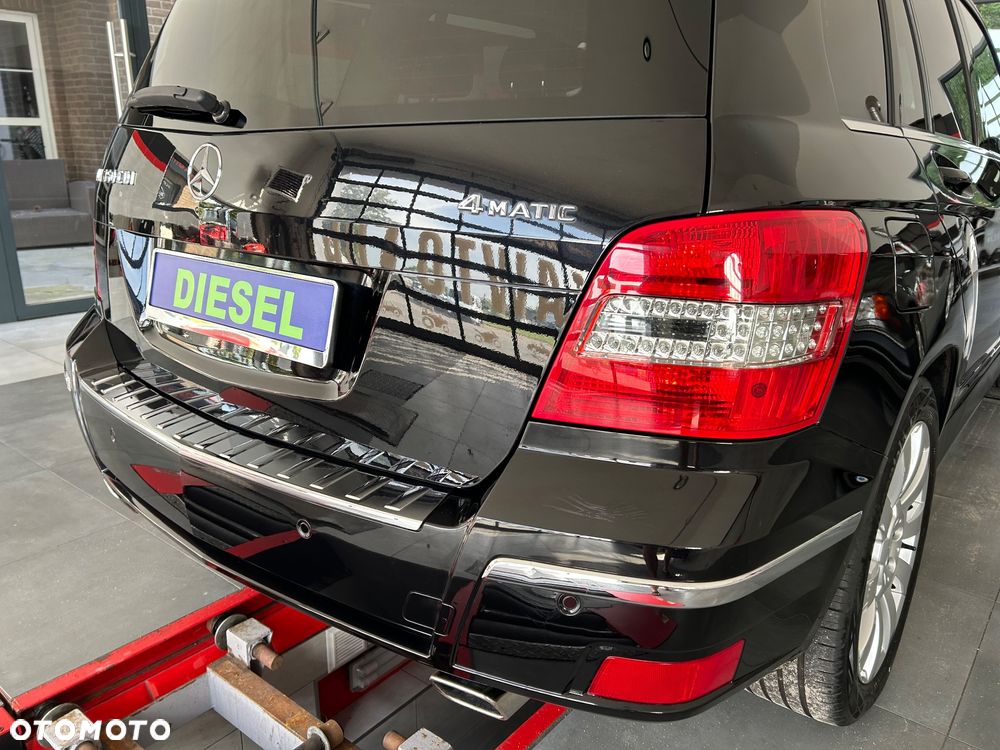 Mercedes-Benz GLK 350 CDI DPF 4Matic 7G-TRONIC SPORT EDITION - 9