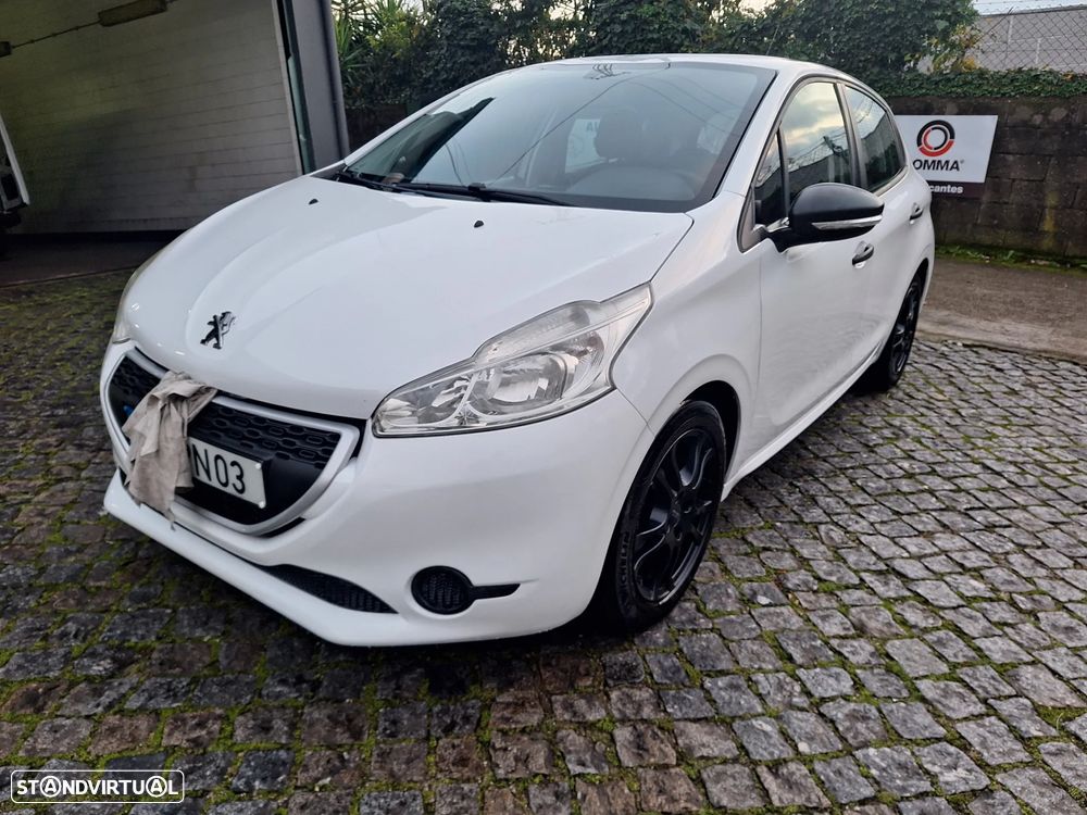 Peugeot 208 1.4 HDi Active - 1