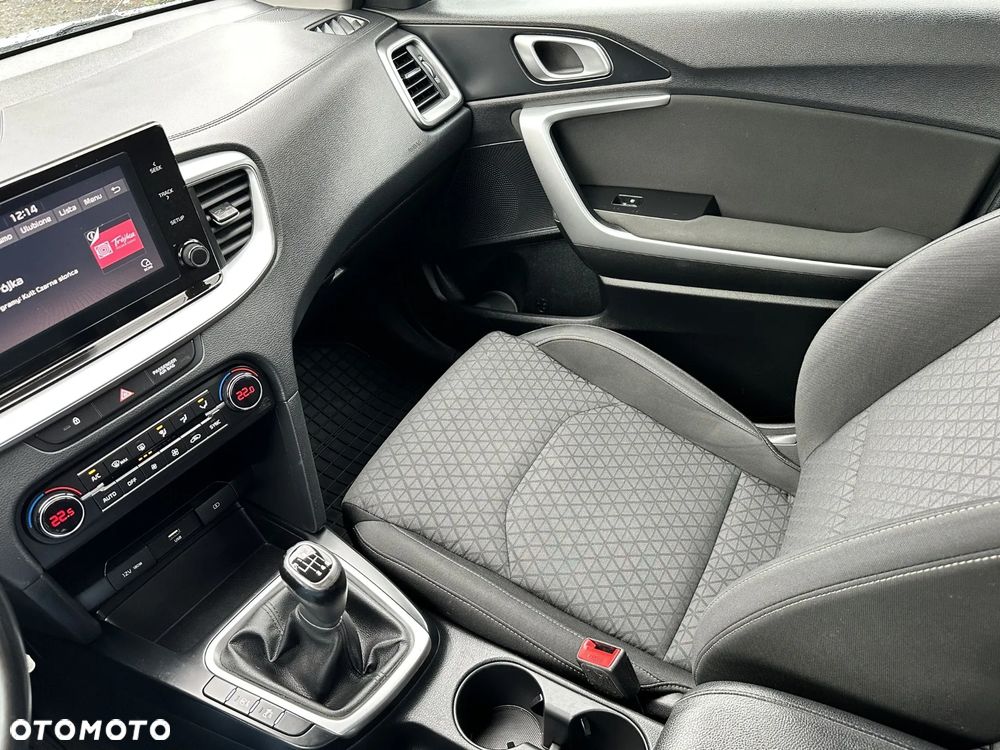 Kia Ceed 1.0 T-GDI M - 26