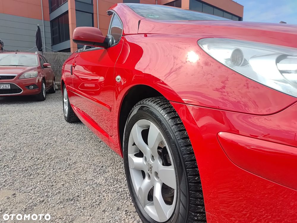 Peugeot 307 CC 1.6 - 12