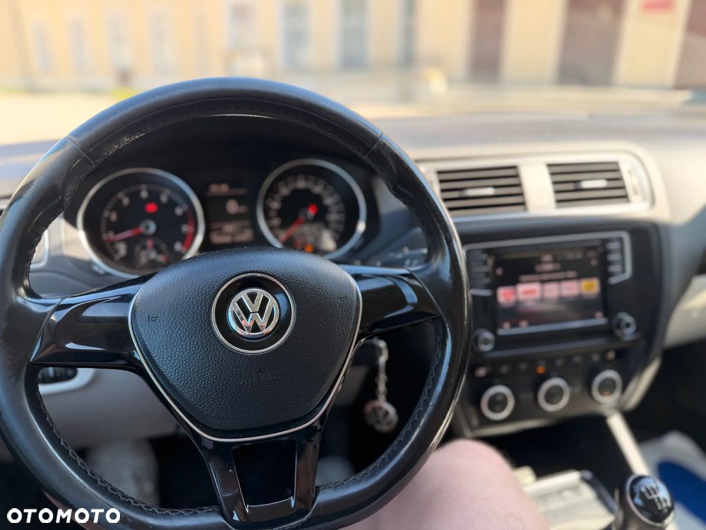 Volkswagen Jetta 1.4 TSI BMT Comfortline - 22