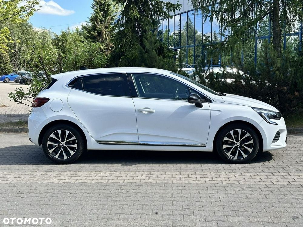 Renault Clio - 8