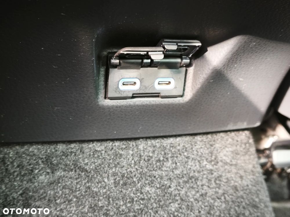 Toyota Camry 2.5 Hybrid Prestige CVT - 12
