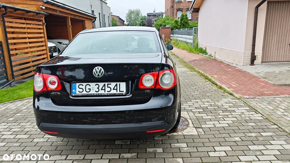 Volkswagen Jetta 1.4 TSI Comfortline - 10