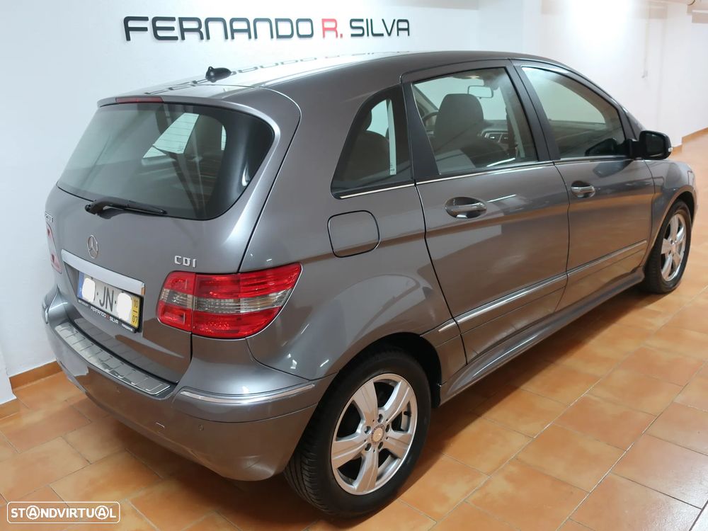 Mercedes-Benz B 200 CDI Autotronic - 7