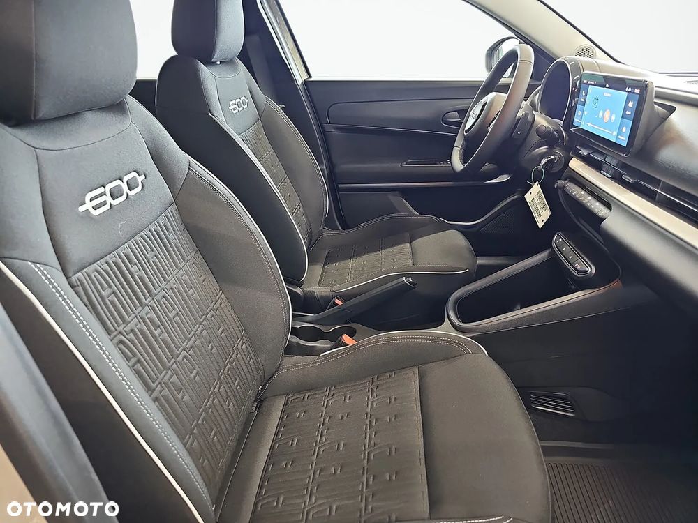 Fiat 600 1.2 Turbo Pop eDCT - 12