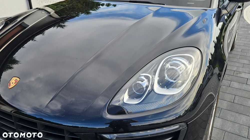Porsche Macan Standard - 4