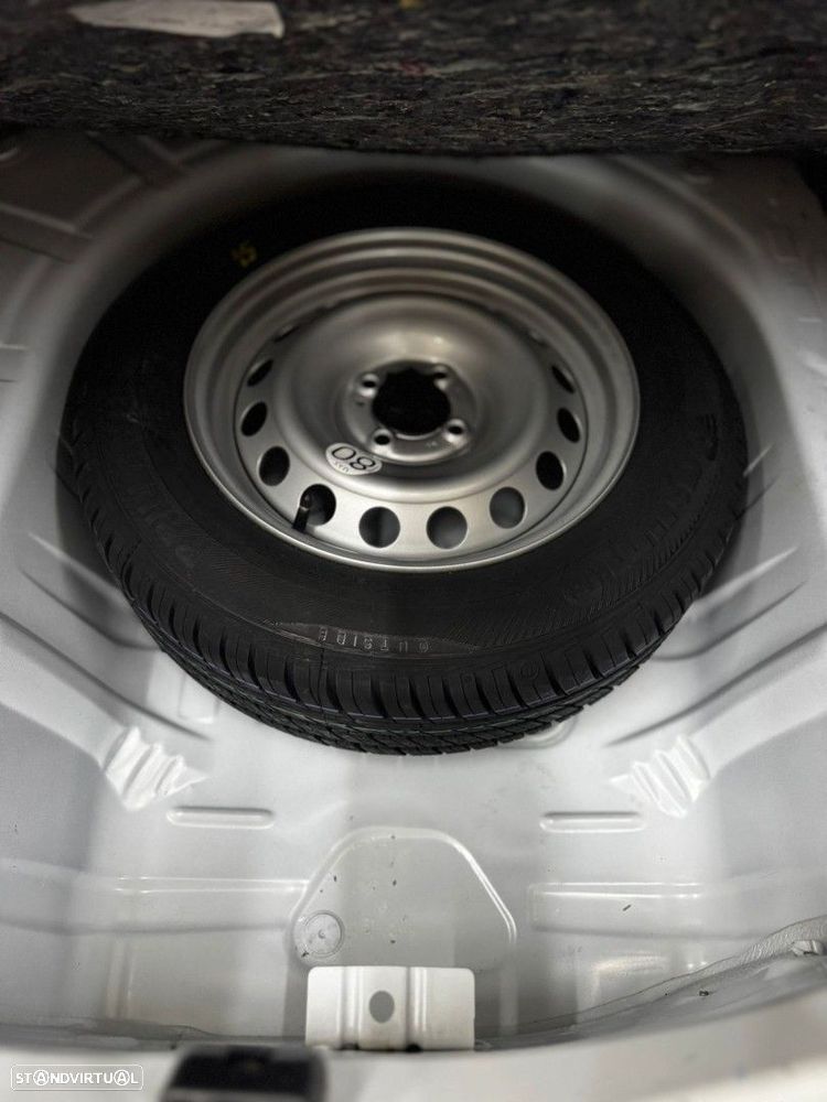 Dacia Logan 0.9 TCe Confort - 14