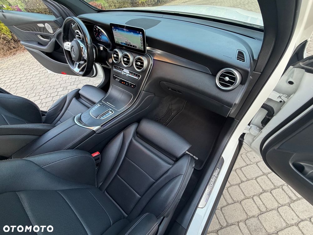 Mercedes-Benz GLC - 19