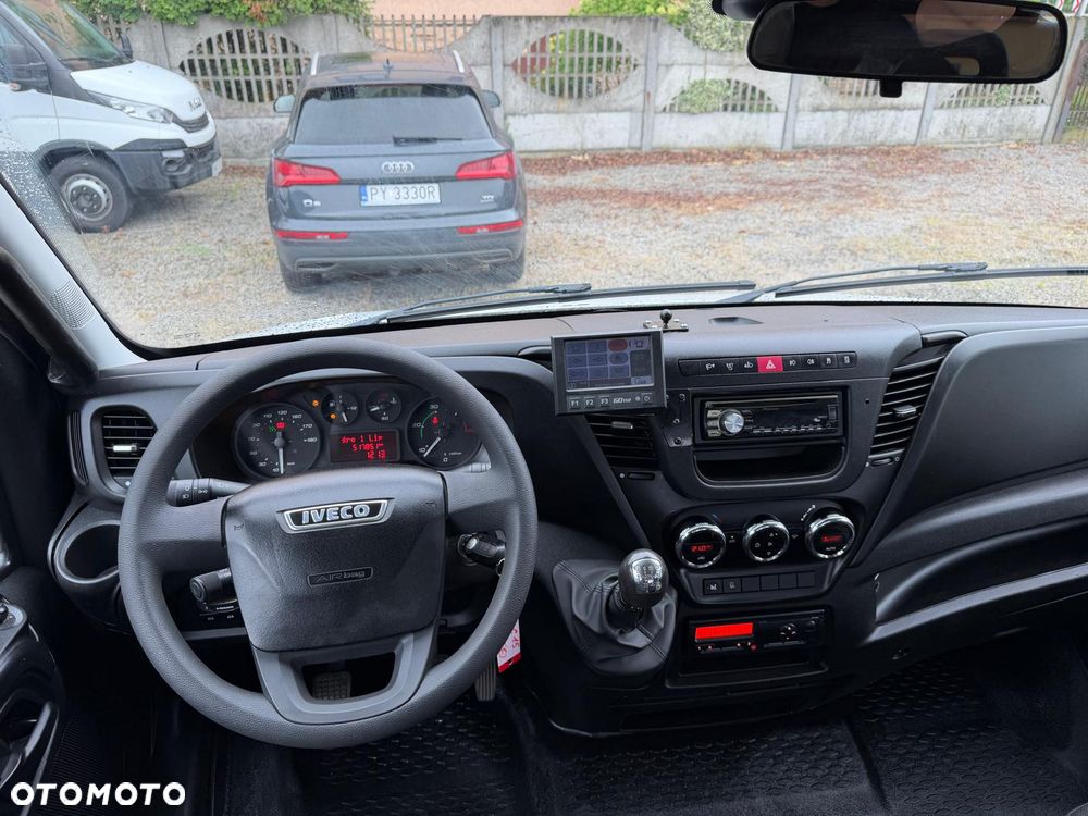 Iveco Daily 70C17 Falkom Pomoc drogowa Laweta 2015r - 15