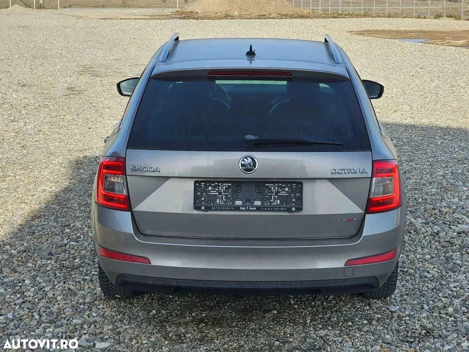 Skoda Octavia 1.6 TDI 4X4 AMBITION - 8