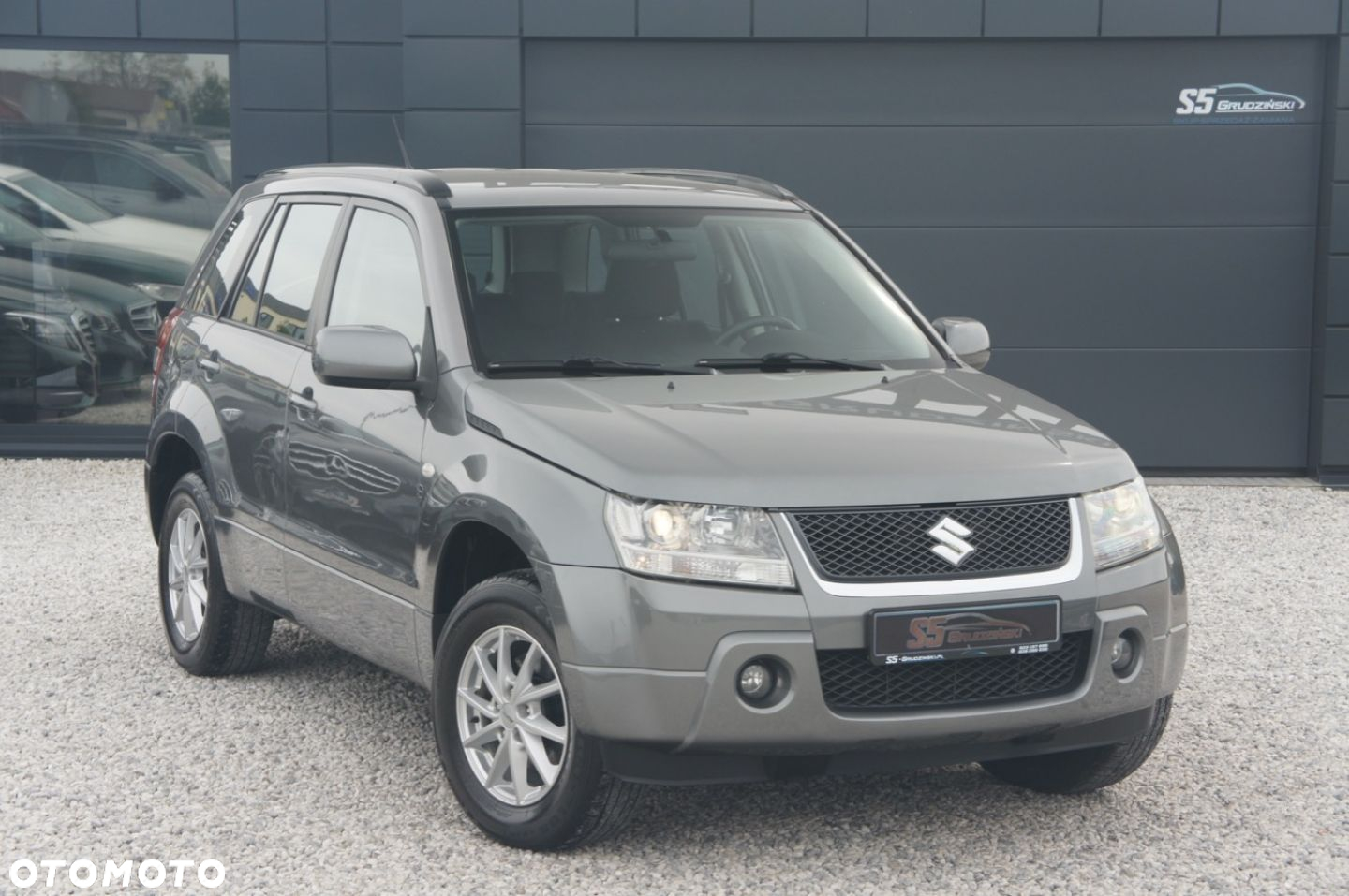Suzuki Grand Vitara - 2