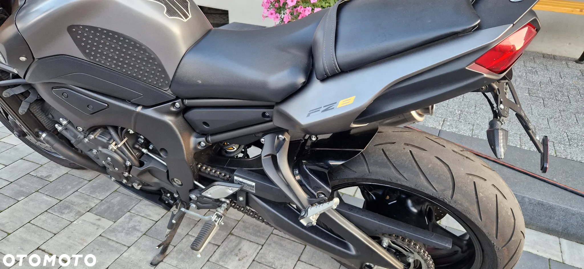 Yamaha FZ - 4