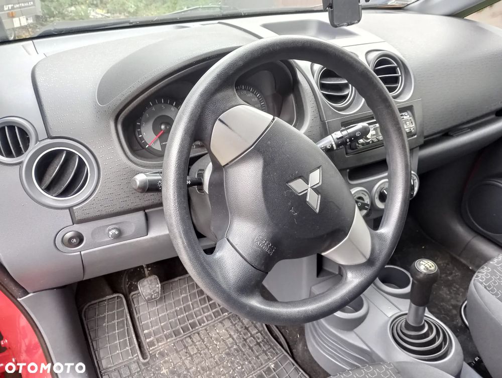 Mitsubishi Colt 1.1 Inform - 9
