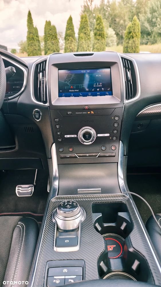 Ford Edge - 18