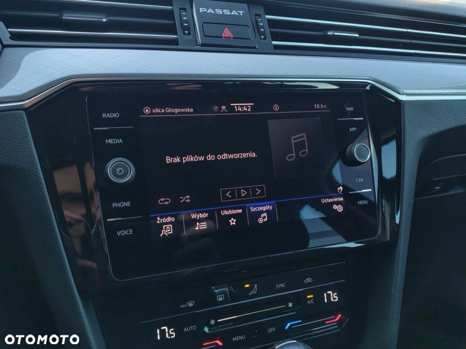 Volkswagen Passat - 28