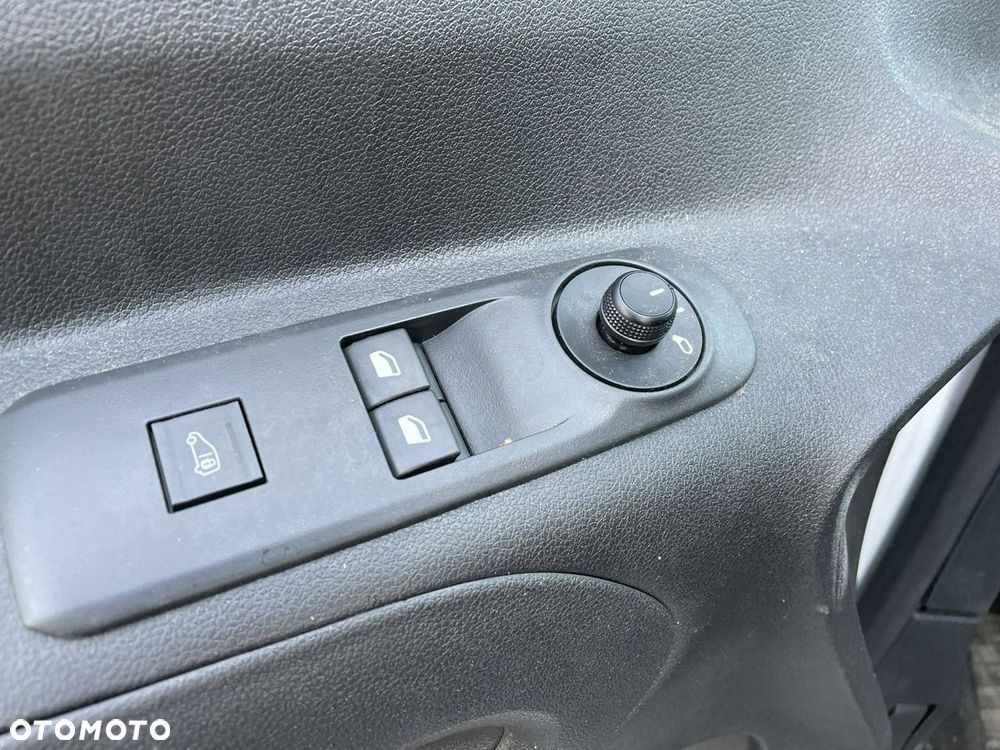 Fiat Doblo - 10