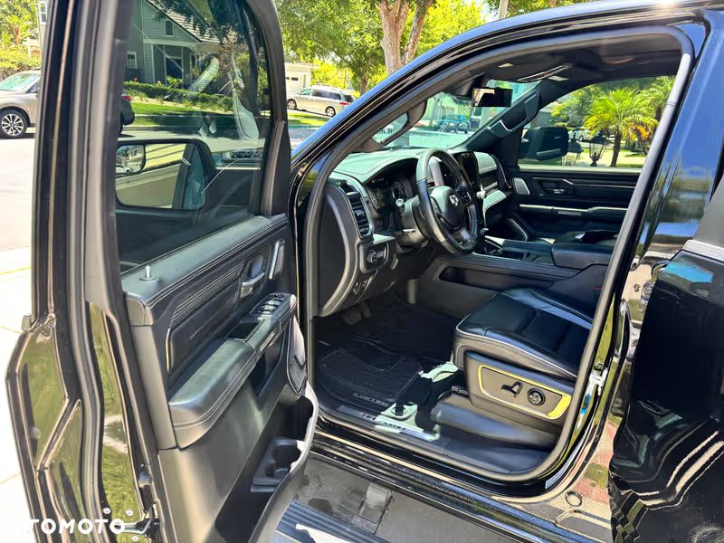 RAM 1500 5.7 Crew Cab Limited - 15
