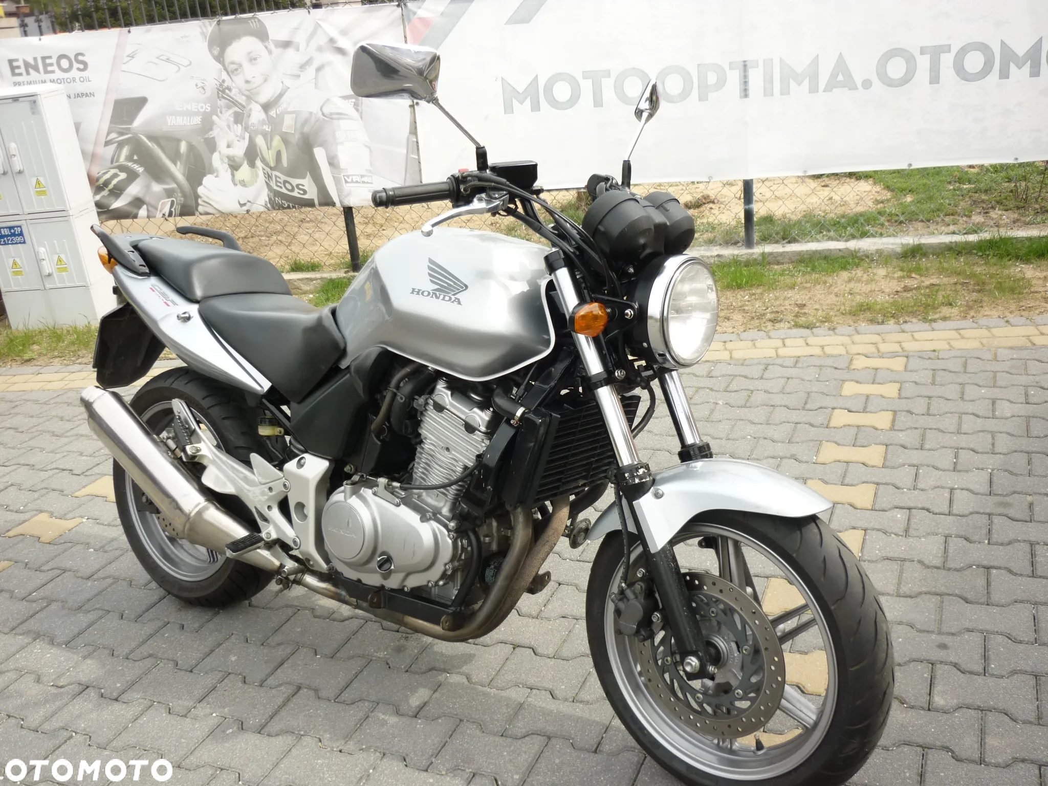 Honda CBF - 2