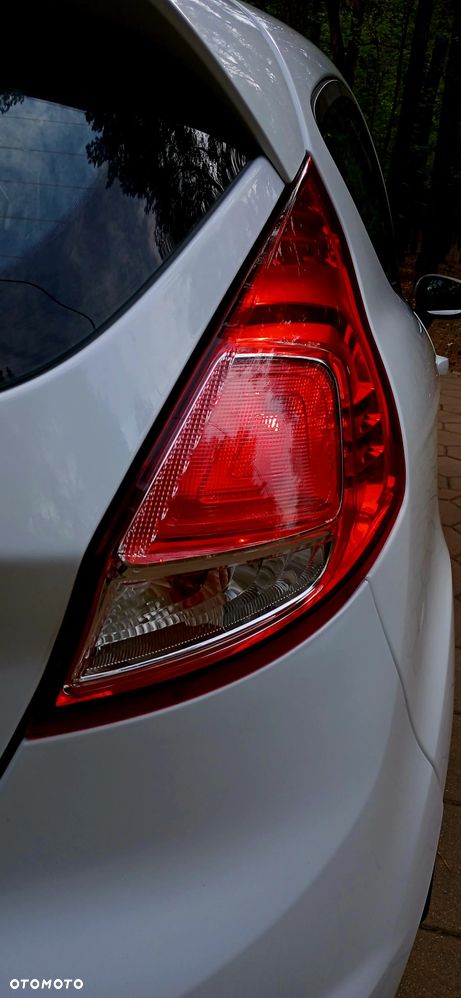 Ford Fiesta 1.25 Celebration - 15