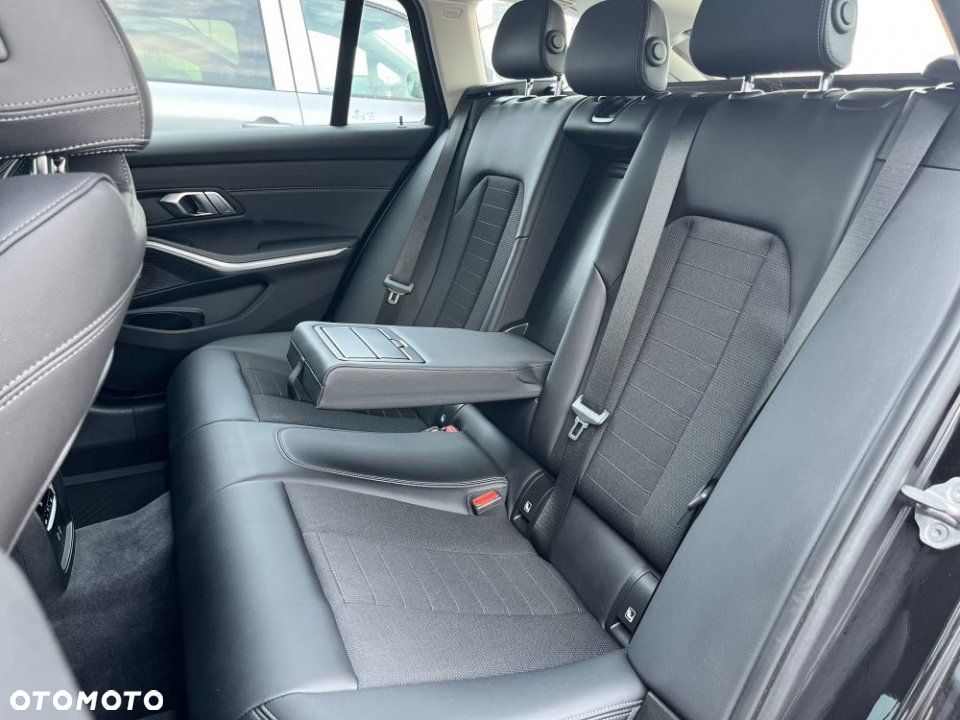 BMW Seria 3 - 12