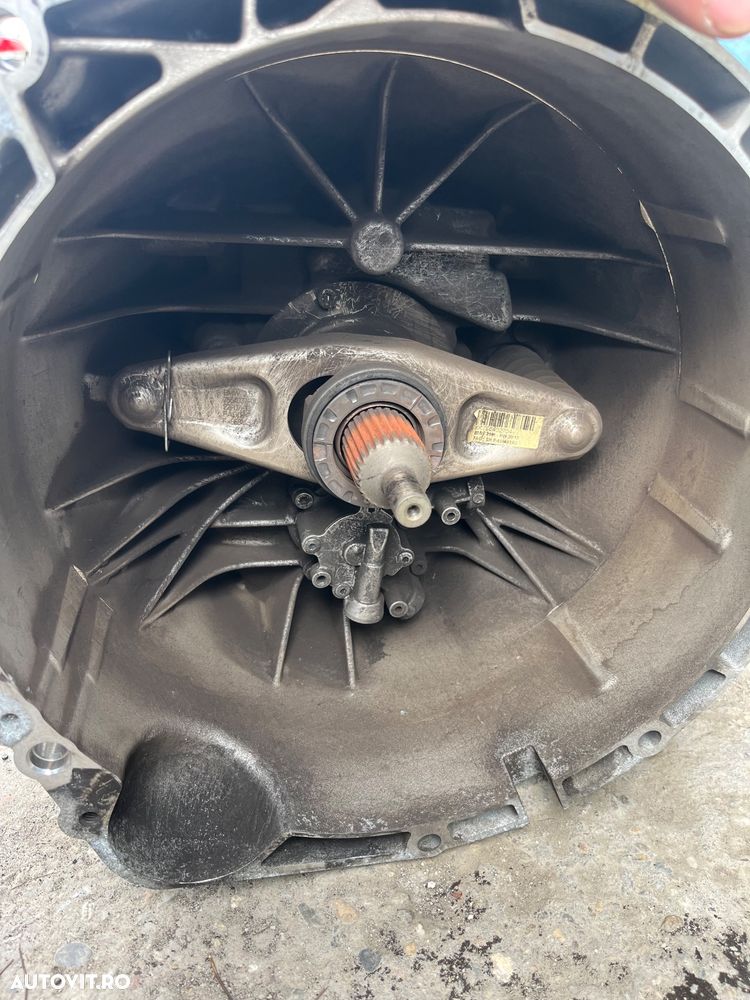 Cutie viteze manuală BMW f10 f11 2.0 diesel 184 cp - 4