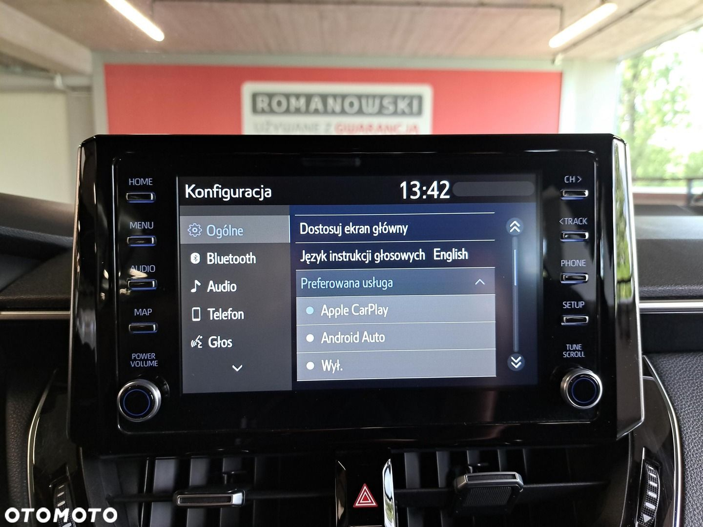Toyota Corolla 1.8 Hybrid Comfort - 24