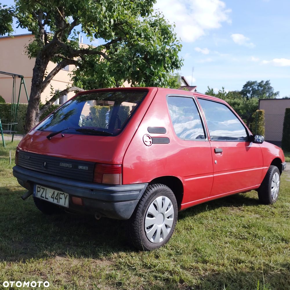 Peugeot 205 1.1 XE - 6