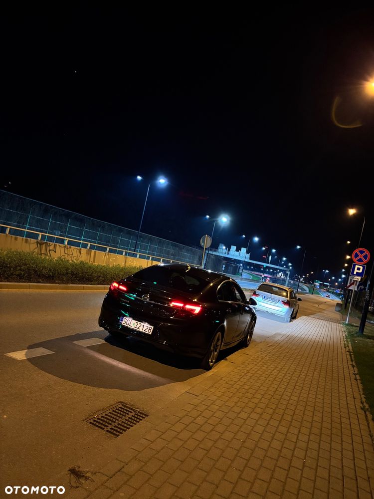 Opel Insignia 2.0 CDTI ecoFLEX Start/Stop Business Innovation - 16