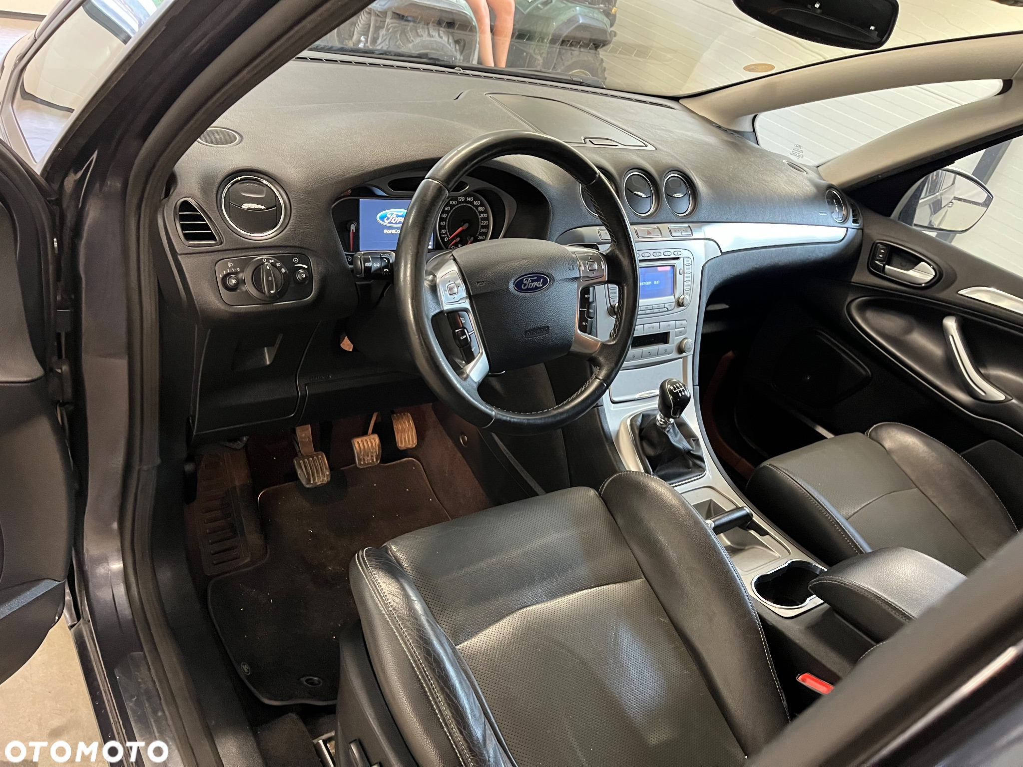 Ford S-Max - 14