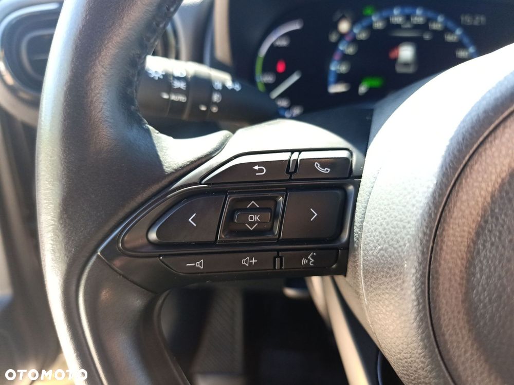 Toyota Yaris Cross Hybrid 1.5 Adventure - 30