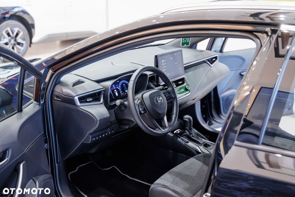 Toyota Corolla 1.8 Hybrid Style - 41