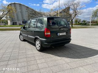 Opel Zafira 1.6 16V Elegance