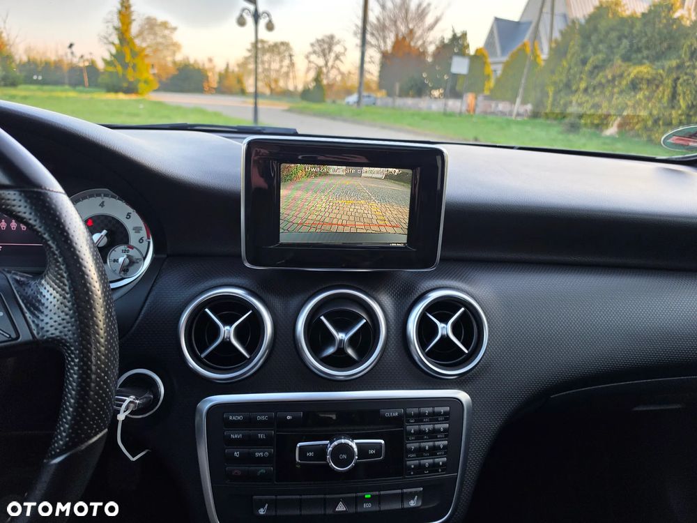 Mercedes-Benz Klasa A 200 CDI (BlueEFFICIENCY) Style - 38