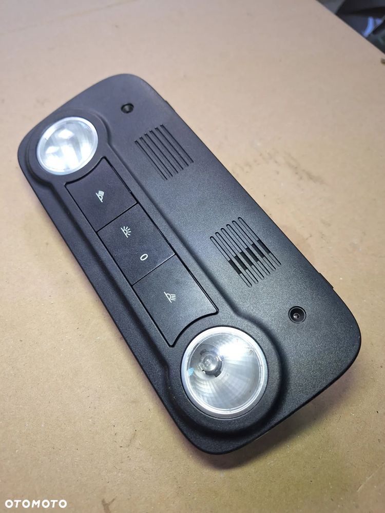 lampka oświetlenie kabiny (74/6)  VW Eos 2007 1Q0947105D - 4