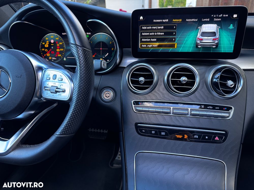 Mercedes-Benz GLC - 13