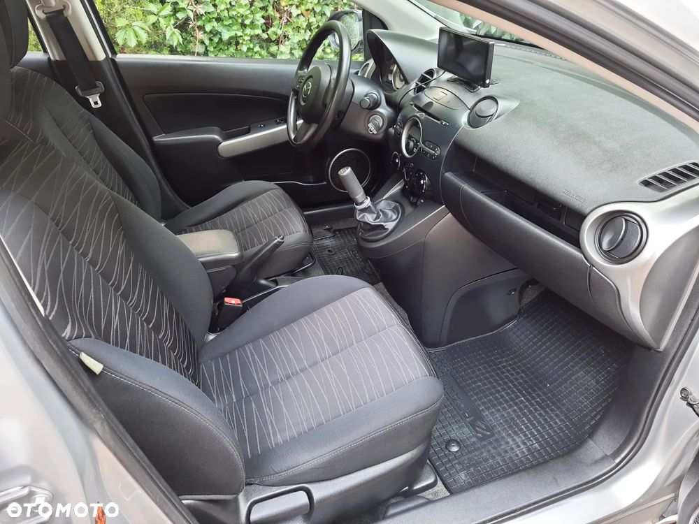 Mazda 2 1.3 Dynamic - 11