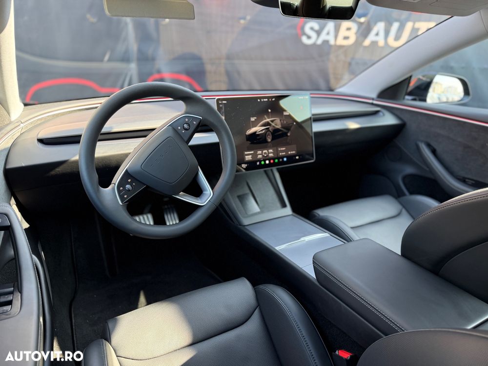 Tesla Model 3 Langstreckenbatterie Allradantrieb Dual Motor Performance - 4