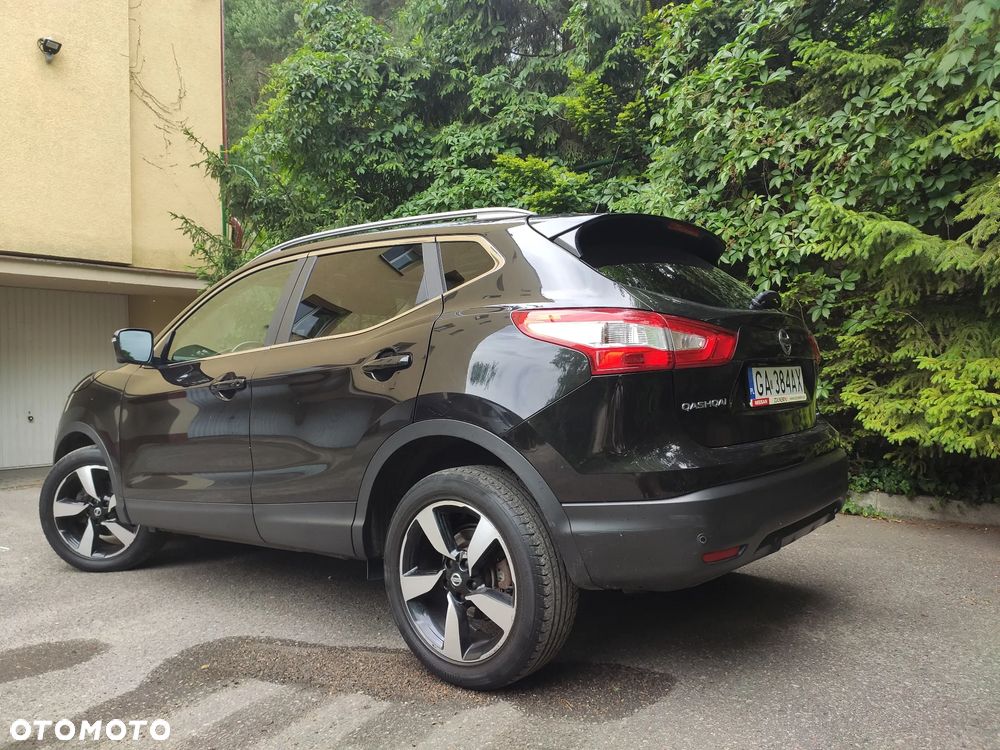 Nissan Qashqai 1.2 DIG-T N-Connecta Xtronic - 4