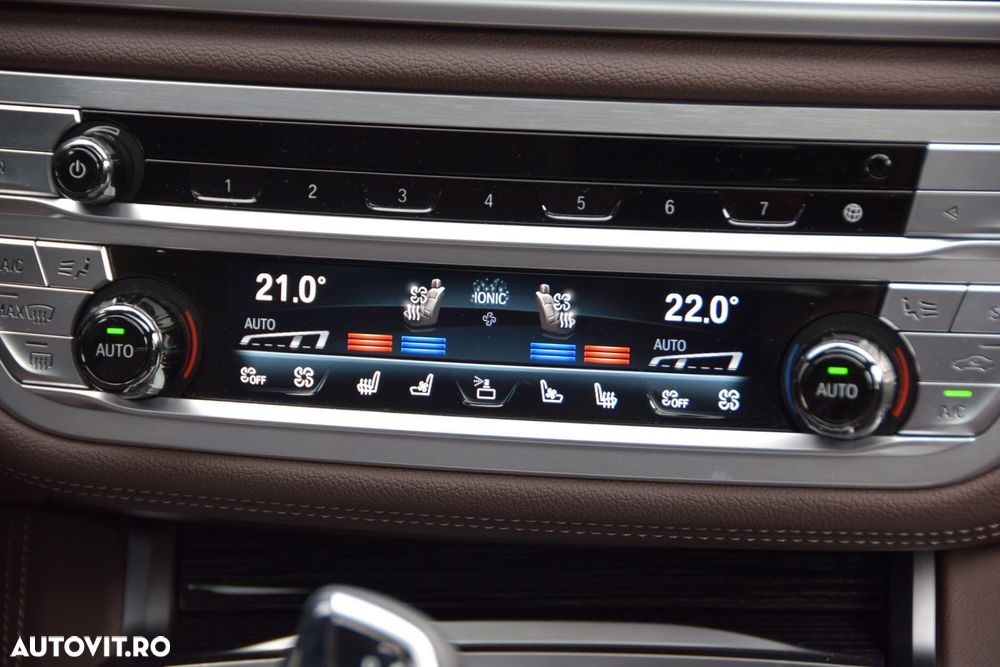 BMW Seria 7 745Le xDrive - 13
