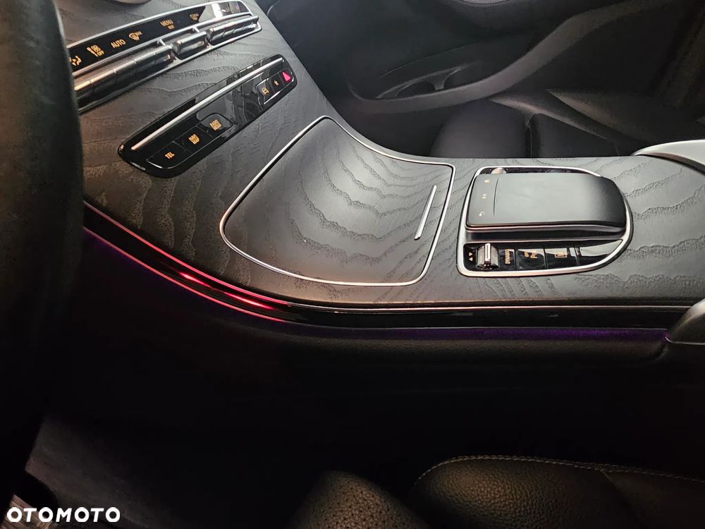 Mercedes-Benz GLC 300 de 4Matic 9G-TRONIC Exclusive - 18